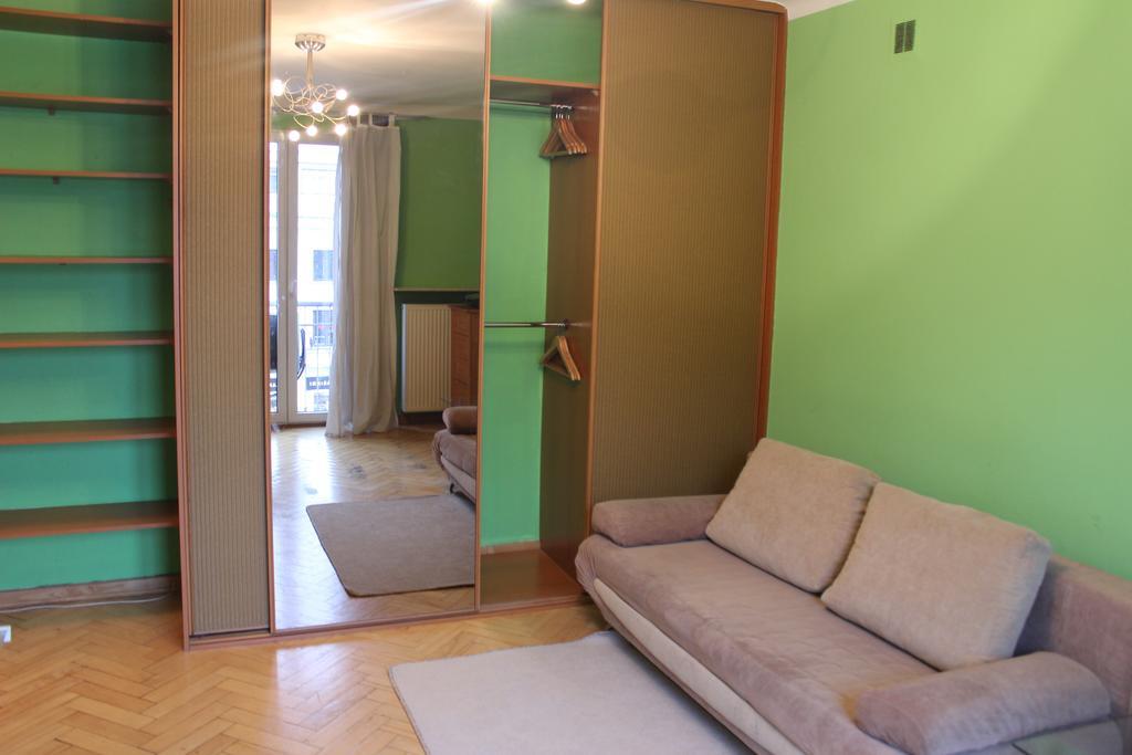 Pokoje Na Chmielnej 2 Varsóvia Quarto foto