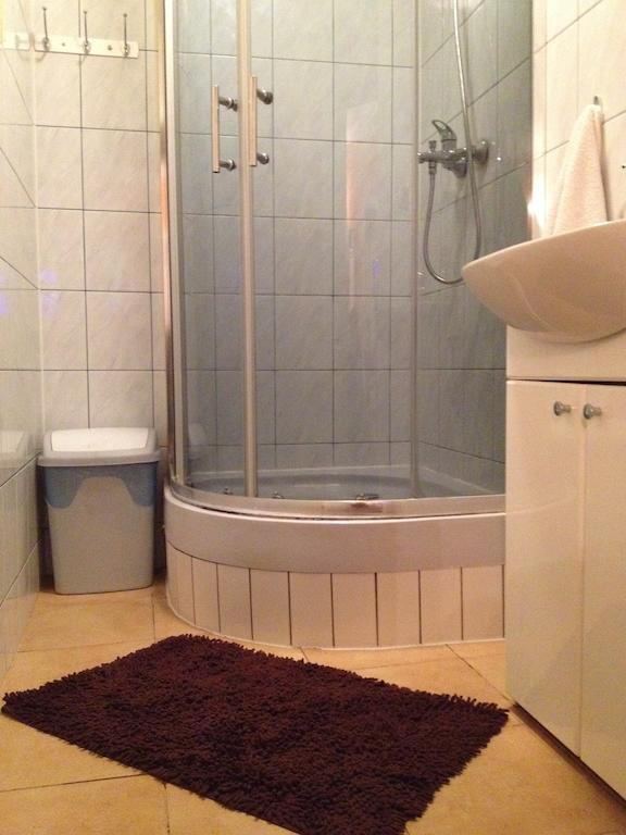 Pokoje Na Chmielnej 2 Varsóvia Exterior foto