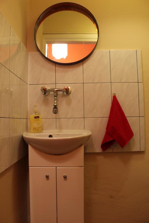 Pokoje Na Chmielnej 2 Varsóvia Exterior foto