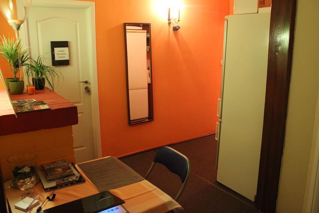 Pokoje Na Chmielnej 2 Varsóvia Exterior foto